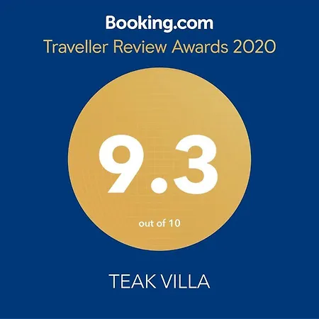 Teak Villa Bangkok Exterior photo